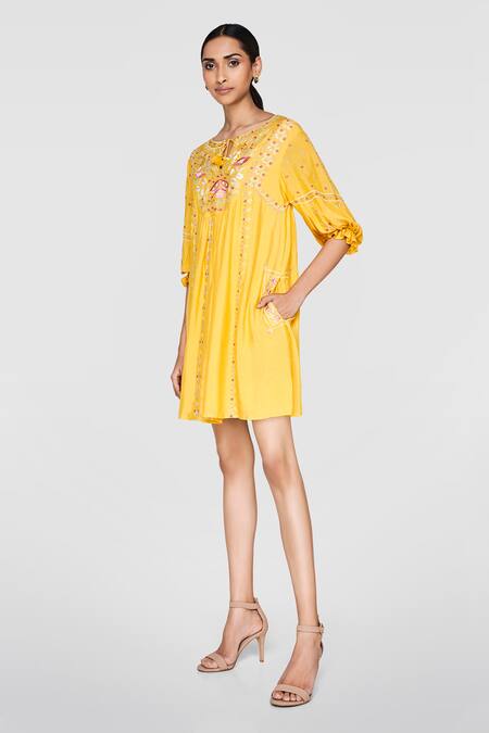 Buy Anita Dongre Thera Dress Online at Aza Fashions Buy_Anita Dongre_Thera Dress_Online_at_Aza_Fashions