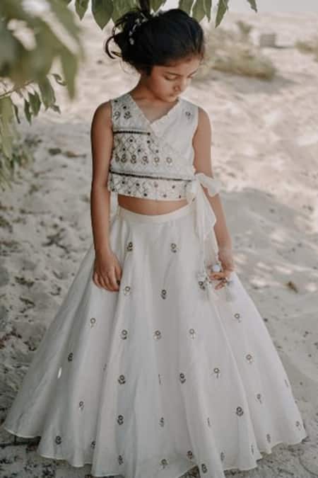 Swati Golyan White Chanderi Embroidery Lehenga Set 