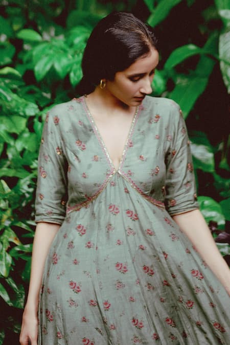 Buy_Dot_Green Cotton Silk V Neck Embroidered Anarkali _Online_at_Aza_Fashions