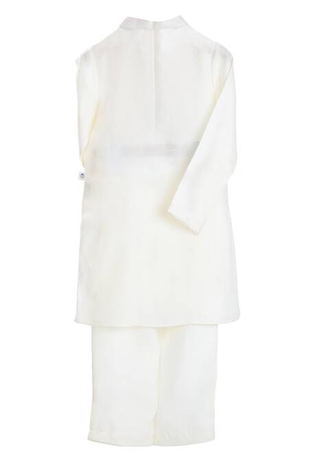 Shop MI Dulce AN'YA White Gingham, Silk Embroidery Organic Cotton Kurta Set at Aza Fashions Shop_MI Dulce AN'YA_White Gingham, Silk Embroidery Organic Cotton Kurta Set _at_Aza_Fashions