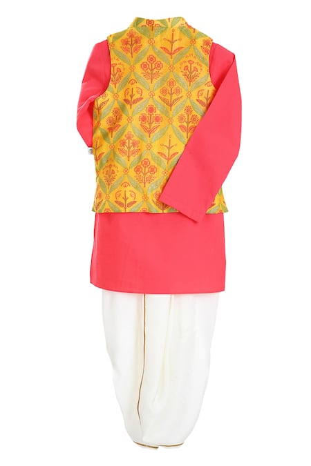 Shop MI Dulce AN'YA Yellow Gingham, Silk Floral Printed Bundi And Kurta Set at Aza Fashions Shop_MI Dulce AN'YA_Yellow Gingham, Silk Floral Printed Bundi And Kurta Set _at_Aza_Fashions