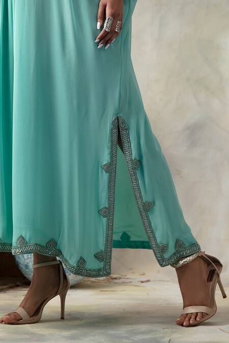 Shop_Isha & Shreya_Blue Silk Georgette Embroidery V Neck Kaftan_Online_at_Aza_Fashions