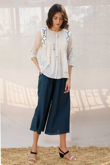 Arcvsh By Pallavi Singh_White Organic Cotton Round Printed Top _Online_at_Aza_Fashions