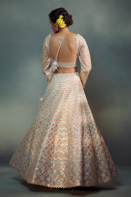 Shop SUHINO Purple Shantoon, 100 Grams Pure Raw Silk, Net Embroidered Bridal Lehenga Set at Aza Fashions Shop_SUHINO_Purple Shantoon, 100 Grams Pure Raw Silk, Net Embroidered Bridal Lehenga Set _at_Aza_Fashions