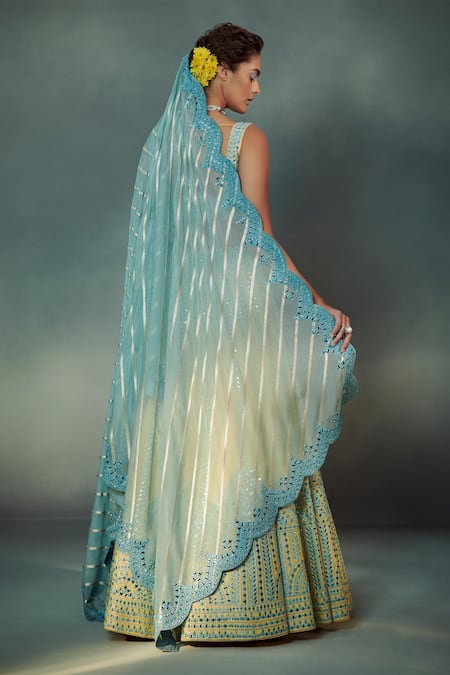 Shop SUHINO Blue Organza, 100 Grams Pure Raw Silk V Neck Embroidered Bridal Lehenga Set at Aza Fashions Shop_SUHINO_Blue Organza, 100 Grams Pure Raw Silk V Neck Embroidered Bridal Lehenga Set _at_Aza_Fashions