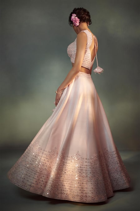 Shop SUHINO Purple Organza, 100 Grams Pure Raw Silk Embroidered Bridal Lehenga Set at Aza Fashions Shop_SUHINO_Purple Organza, 100 Grams Pure Raw Silk Embroidered Bridal Lehenga Set _at_Aza_Fashions