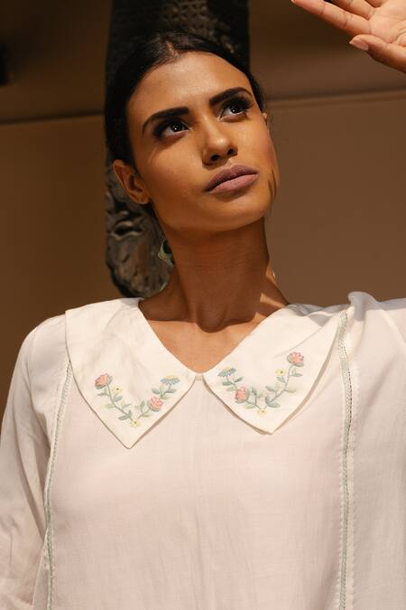 Ayaka White 100% Organic Cotton Made With Soyabean Fibres Floral Peter Pant Top at Aza Fashions Ayaka_White 100% Organic Cotton Made With Soyabean Fibres Floral Peter Pant Top _at_Aza_Fashions