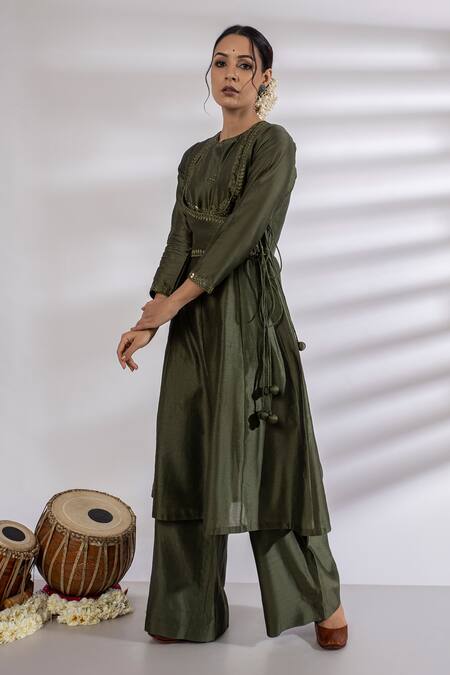 Buy Rashi Jain Green Chanderi Round Embroidered Anarkali And Pant Set Online at Aza Fashions Buy_Rashi Jain_Green Chanderi Round Embroidered Anarkali And Pant Set _Online_at_Aza_Fashions