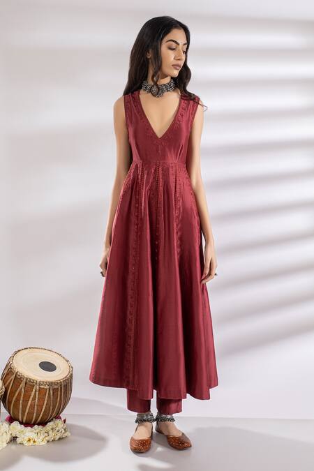 Rashi Jain Red Chanderi V Neck Embroidered Anarkali And Pant Set Online at Aza Fashions Rashi Jain_Red Chanderi V Neck Embroidered Anarkali And Pant Set _Online_at_Aza_Fashions