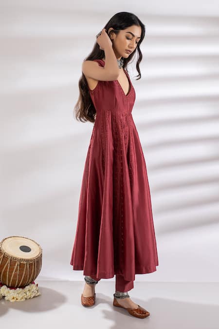 Rashi Jain Red Chanderi V Neck Embroidered Anarkali And Pant Set 