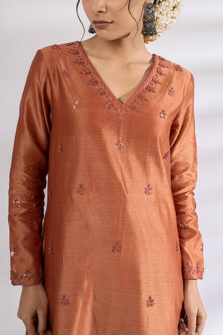 Shop_Rashi Jain_Orange Chanderi V Neck Embroidered Anarkali _Online_at_Aza_Fashions