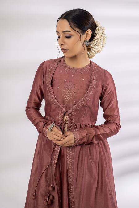 Buy_Rashi Jain_Pink Chanderi Round Embroidered Jacket Lehenga Set _Online_at_Aza_Fashions