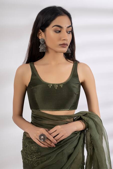 Rashi Jain Green Chanderi U Neck Embroidered Saree With Blouse Online at Aza Fashions Rashi Jain_Green Chanderi U Neck Embroidered Saree With Blouse _Online_at_Aza_Fashions