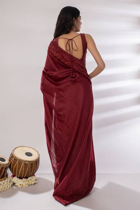 Shop Rashi Jain Red Chanderi Embroidered Saree With Blouse at Aza Fashions Shop_Rashi Jain_Red Chanderi Embroidered Saree With Blouse _at_Aza_Fashions