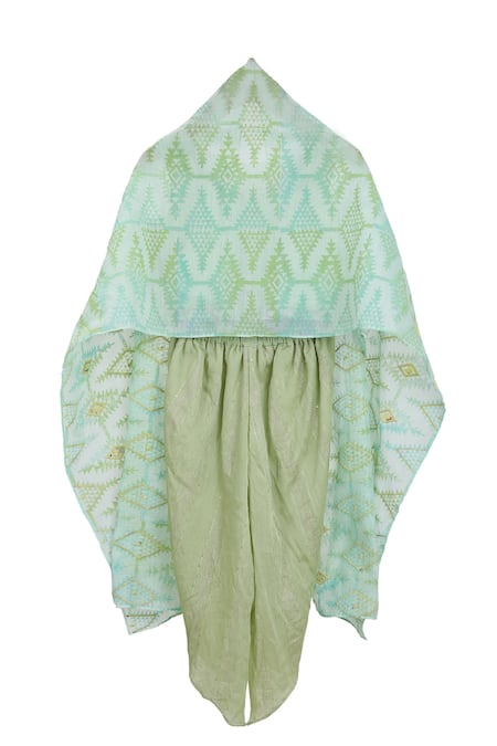 Shop MI Dulce AN'YA Green , Chanderi, Handloom Tassels, Handwoven Cape Dhoti Pant Set at Aza Fashions Shop_MI Dulce AN'YA_Green , Chanderi, Handloom Tassels, Handwoven Cape Dhoti Pant Set _at_Aza_Fashions