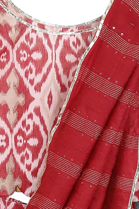 Buy_MI Dulce AN'YA_Red , Silk, Chanderi, Handloom Gota Patti, Ikat Print Lehenga Set _Online_at_Aza_Fashions