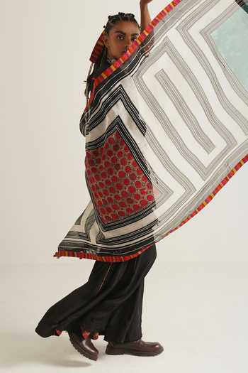 Aseem Kapoor_Multi Color Sheer Silk Geometric Motifs Patti Odhni_Online_at_Aza_Fashions