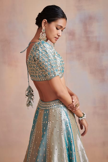 SUHINO Blue Organza, Tissue Mirror , Zari V Neck Bridal Lehenga Set Online at Aza Fashions SUHINO_Blue Organza, Tissue Mirror , Zari V Neck Bridal Lehenga Set _Online_at_Aza_Fashions