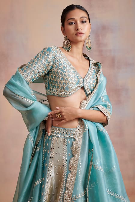 Buy SUHINO Blue Organza, Tissue Mirror , Zari V Neck Bridal Lehenga Set Online at Aza Fashions Buy_SUHINO_Blue Organza, Tissue Mirror , Zari V Neck Bridal Lehenga Set _Online_at_Aza_Fashions