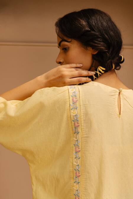 Ayaka Yellow 100% Organic Cotton Dobby Made With Bamboo Fibres Floral Panelled Top at Aza Fashions Ayaka_Yellow 100% Organic Cotton Dobby Made With Bamboo Fibres Floral Panelled Top _at_Aza_Fashions