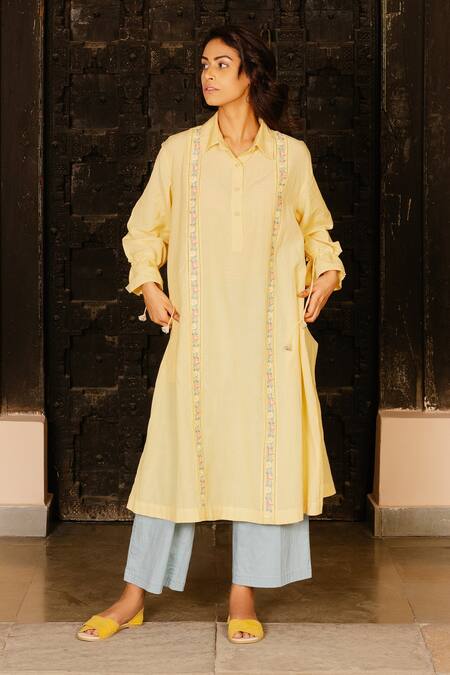Ayaka Yellow 100% Organic Cotton Made With Bamboo Fibres Floral Shirt Collar Dress Online at Aza Fashions Ayaka_Yellow 100% Organic Cotton Made With Bamboo Fibres Floral Shirt Collar Dress _Online_at_Aza_Fashions