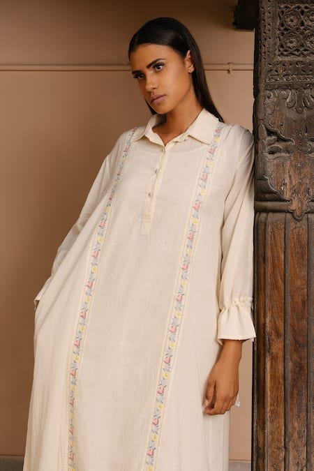 Buy Ayaka White 100% Organic Cotton Made With Bamboo Fibres Floral Shirt Collar Dress Online at Aza Fashions Buy_Ayaka_White 100% Organic Cotton Made With Bamboo Fibres Floral Shirt Collar Dress _Online_at_Aza_Fashions