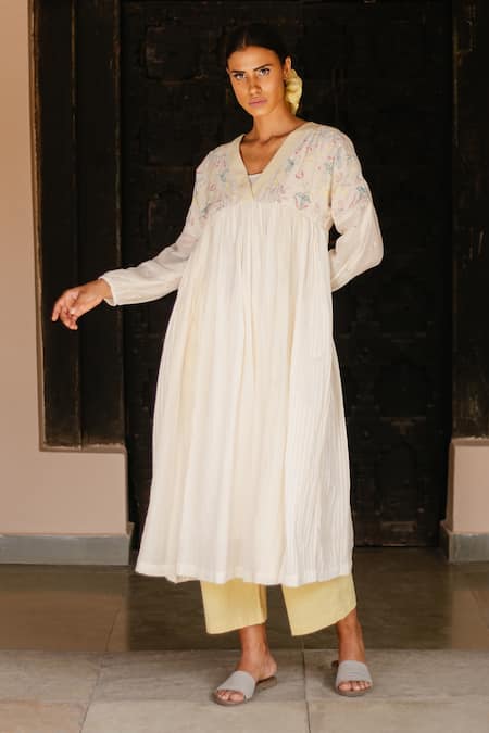 Ayaka White Floral V Neck Gathered Tunic