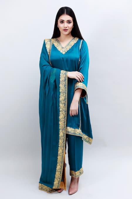Daljit Sudan Blue German Satin And Georgette Tilla & Aari V Embroidered Phiran Kurta Pant Set Online at Aza Fashions Daljit Sudan_Blue German Satin And Georgette Tilla & Aari V Embroidered Phiran Kurta Pant Set _Online_at_Aza_Fashions