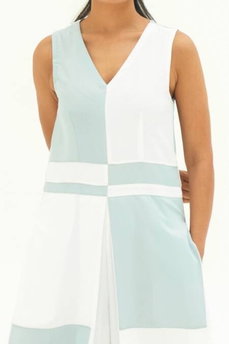 Buy_Corpora Studio_Blue Martin Crepe Cotton V Neck Colorblock Jumpsuit_Online_at_Aza_Fashions