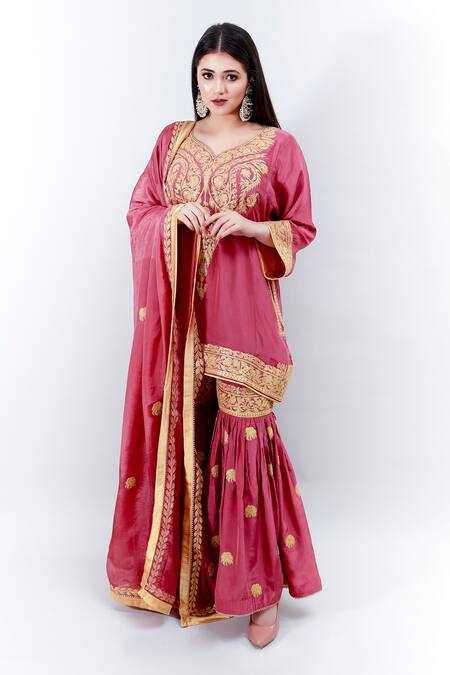 Daljit Sudan Pink Crepe And Georgette Tilla Leaf Neck Embroidered Kurta Sharara Set Online at Aza Fashions Daljit Sudan_Pink Crepe And Georgette Tilla Leaf Neck Embroidered Kurta Sharara Set _Online_at_Aza_Fashions