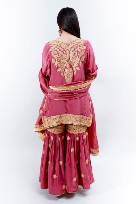Shop Daljit Sudan Pink Crepe And Georgette Tilla Leaf Neck Embroidered Kurta Sharara Set at Aza Fashions Shop_Daljit Sudan_Pink Crepe And Georgette Tilla Leaf Neck Embroidered Kurta Sharara Set _at_Aza_Fashions