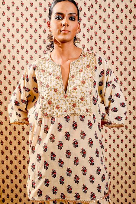 Shop_Nikasha_Beige Silk, Handwoven Guldasta Notched Print Kurta Set _Online_at_Aza_Fashions