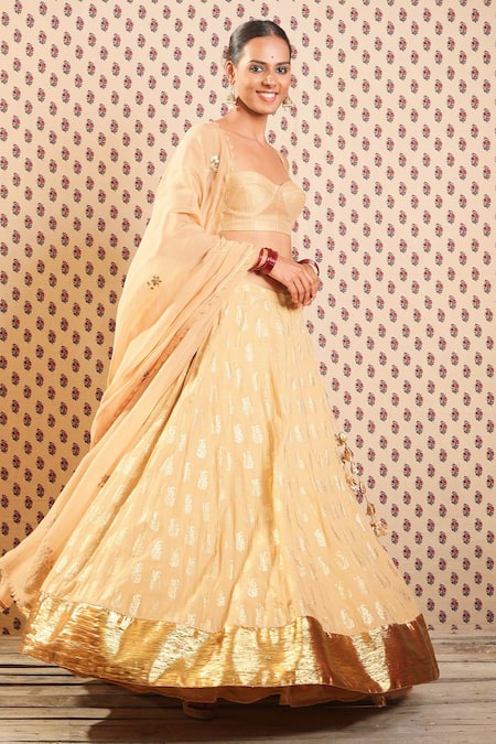 Nikasha_Brown Raw , Cotton Mughal Buta Sweetheart Neck Print Lehenga Set _Online_at_Aza_Fashions