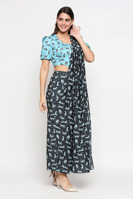 So Us By Sougatpaul Blue Muslin Slub Embroidery Square Pre-draped Pant Saree With Blouse Online at Aza Fashions So Us By Sougatpaul_Blue Muslin Slub Embroidery Square Pre-draped Pant Saree With Blouse _Online_at_Aza_Fashions