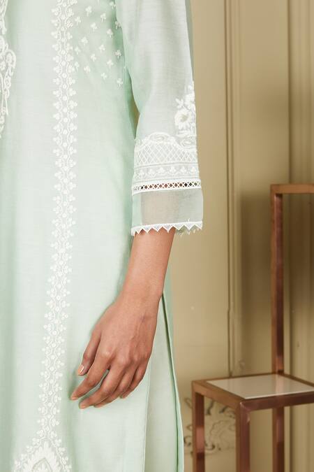 Sheetal Batra Green Kurta Silk Chanderi Dhoti Pant Bamberg Ayanna Embroidered And Set at Aza Fashions Sheetal Batra_Green Kurta Silk Chanderi Dhoti Pant Bamberg Ayanna Embroidered And Set _at_Aza_Fashions