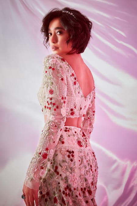 Shop_Shriya Som_White Floral V Neck Embroidered Lehenga Set _at_Aza_Fashions