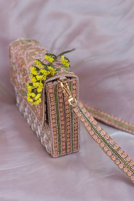 Show Shaa Beige Zari, Embroidery, Applique Clutch With Sling Online at Aza Fashions Show Shaa_Beige Zari, Embroidery, Applique Clutch With Sling _Online_at_Aza_Fashions