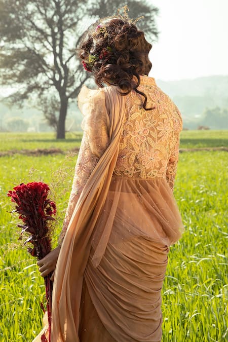 Shop Show Shaa Gold Short Collar Pre-draped Saree Set at Aza Fashions Shop_Show Shaa_Gold Short Collar Pre-draped Saree Set _at_Aza_Fashions