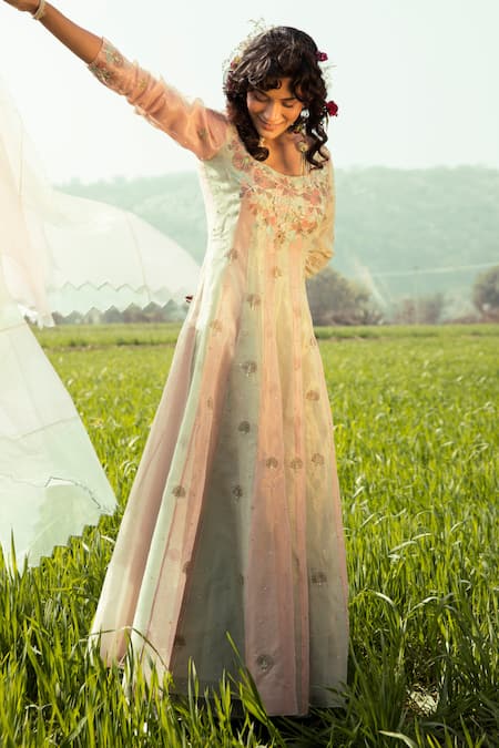 Show Shaa Pink Organza, Kota Silk Round Embroidered Anarkali With Dupatta