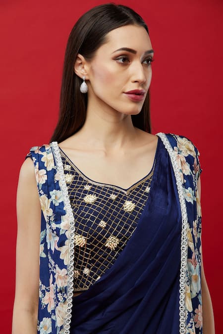 Aayushi Maniar Blue Crepe , Butter Crepe, Chinnon Embroidered Pre-draped Saree Set at Aza Fashions Aayushi Maniar_Blue Crepe , Butter Crepe, Chinnon Embroidered Pre-draped Saree Set _at_Aza_Fashions