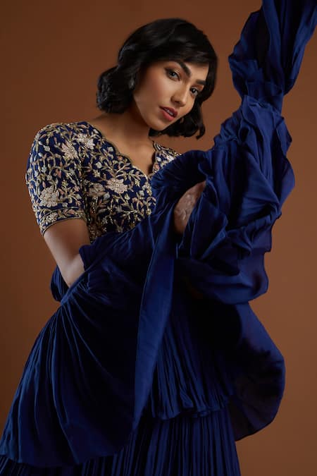 Aayushi Maniar Blue Crepe Silk V Neck Embroidered Kurta Lehenga Set Online at Aza Fashions Aayushi Maniar_Blue Crepe Silk V Neck Embroidered Kurta Lehenga Set _Online_at_Aza_Fashions