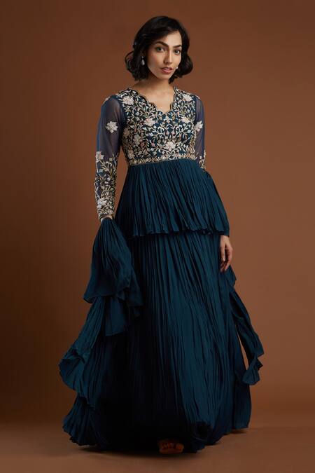 Aayushi Maniar Blue Crepe Silk V Neck Embroidered Kurta Lehenga Set Online at Aza Fashions Aayushi Maniar_Blue Crepe Silk V Neck Embroidered Kurta Lehenga Set _Online_at_Aza_Fashions