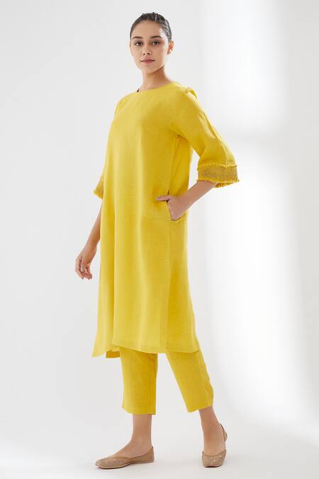 Brih Yellow Linen Kurta And Pant Set