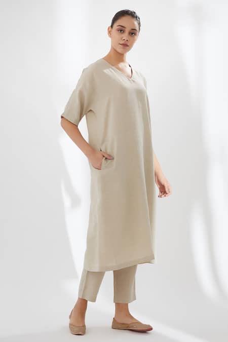 Brih Beige Linen Kurta And Pant Set 3