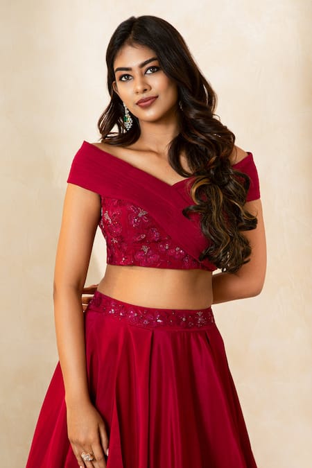 Shikha And Srishti Design Red Silk, Crepe Sequin, Floral Motif V Neck Layered Lehenga Set Online at Aza Fashions Shikha And Srishti Design_Red Silk, Crepe Sequin, Floral Motif V Neck Layered Lehenga Set _Online_at_Aza_Fashions
