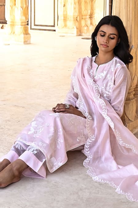 Buy_Kameez_Pink Dupatta - Chanderi, Kurta - Chanderi, Pants - Cotton Embroidered Set _Online_at_Aza_Fashions