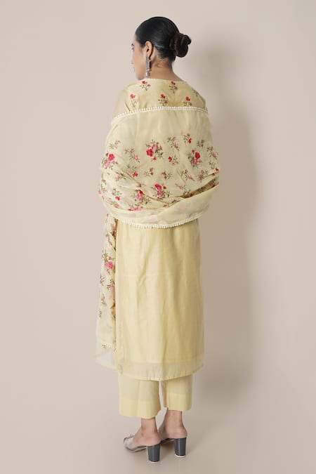 Kameez Floral Embroidered Kurta Pant Set 