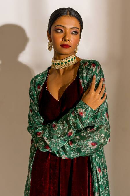Sutrabysweta_Green Cape Chiffon Printed And Embroidered Floral Cape Anarkali Set  _at_Aza_Fashions