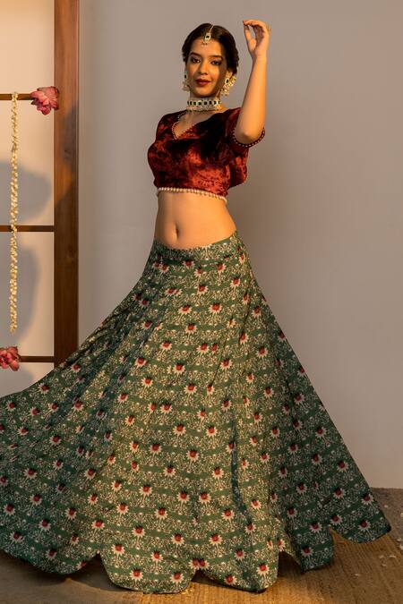 Shop_SutrabySweta_Green Chiffon Printed And Embroidered Floral V Neck Lehenga Set  _Online_at_Aza_Fashions