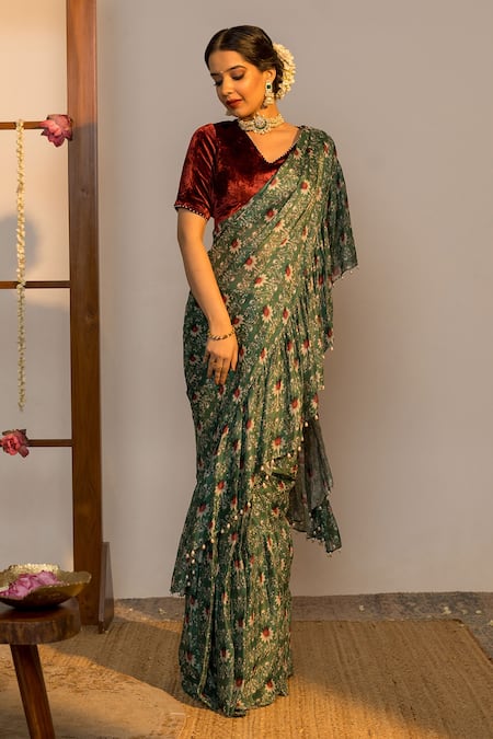 Sutrabysweta_Green Chiffon Printed And Embroidered Pre-draped Saree With Blouse  _Online_at_Aza_Fashions